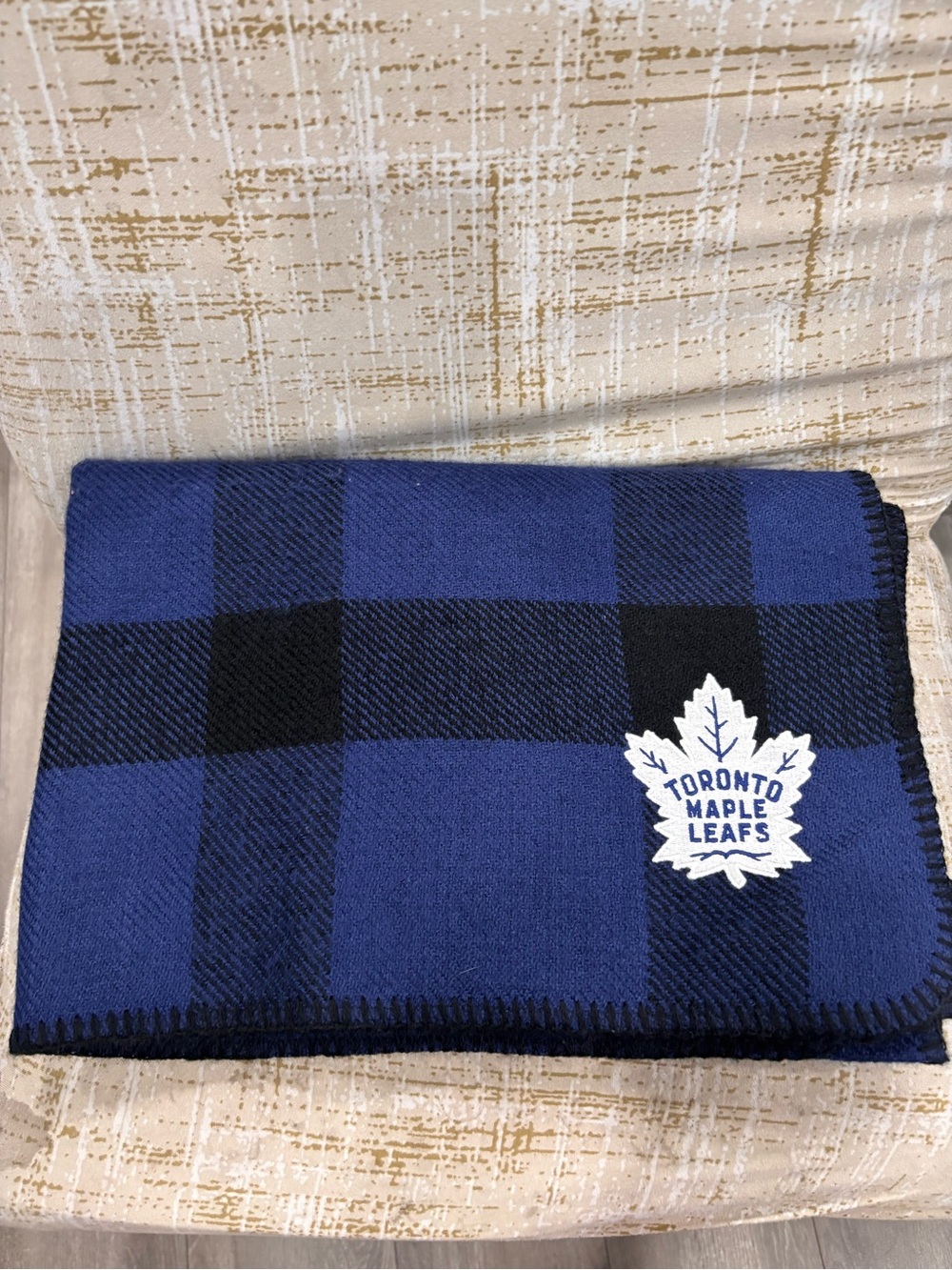 Roots  Toronto Maple leafs Blue Plaid Throw Blanket